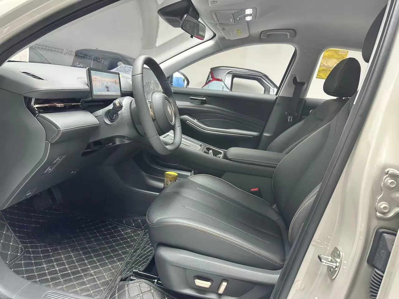 BaoJun 2026 sea of clouds 1.5 140km standard automatic gear 2