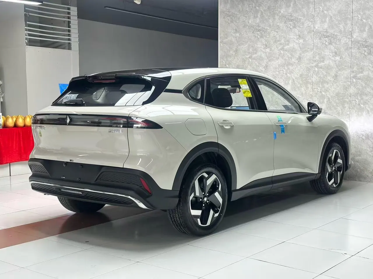 BaoJun 2026 sea of clouds 1.5 140km standard automatic gear 7