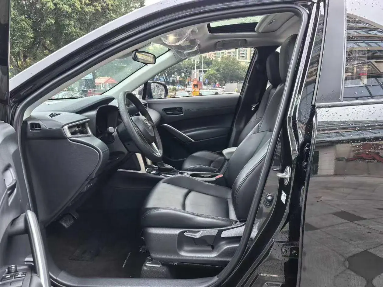 Toyota 2024 Front Landa 2.0 Stepless Leading Edition Automatic Gear 3