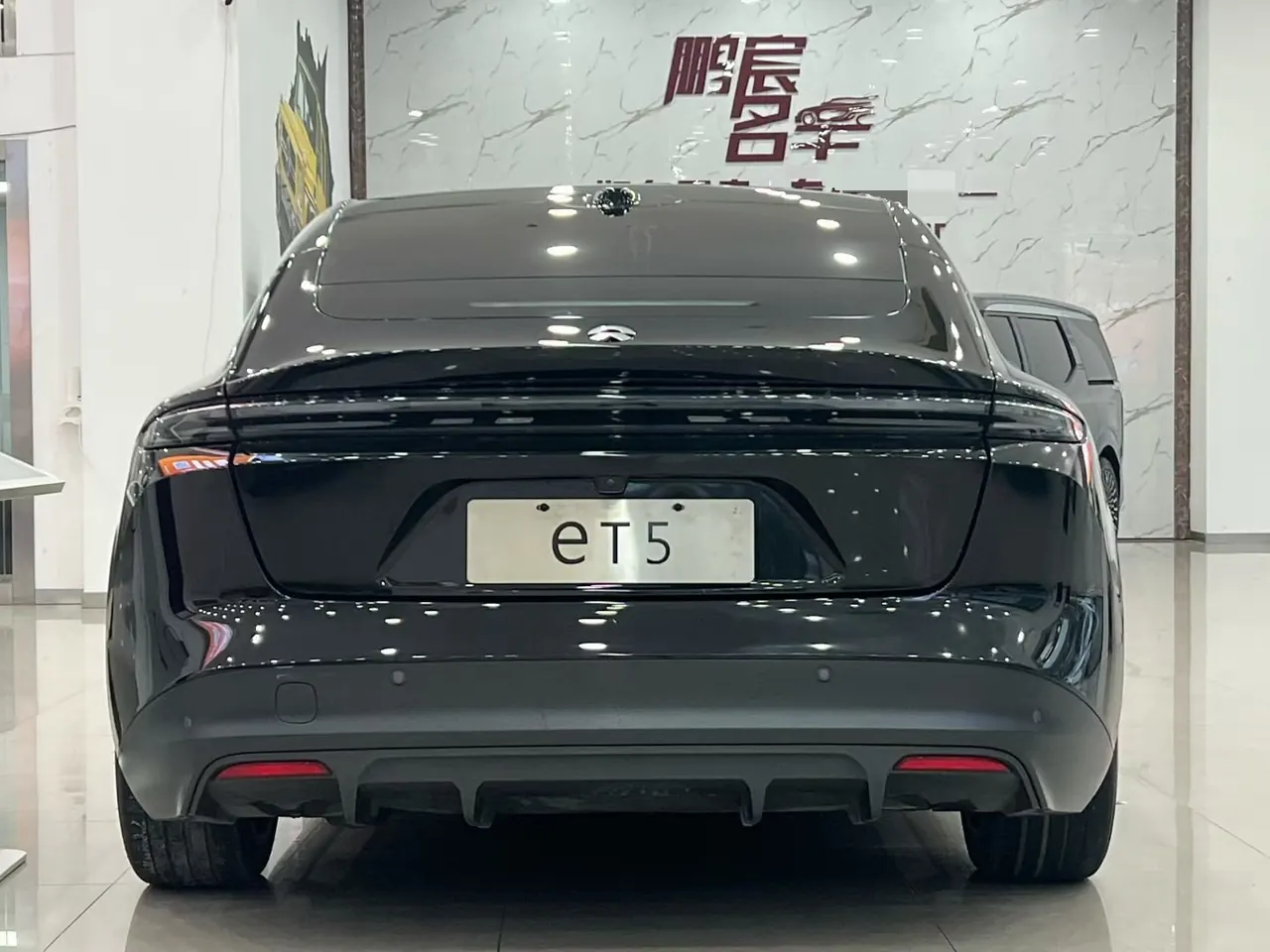 NIO 2022 ET5 75kWh automatic gear 9