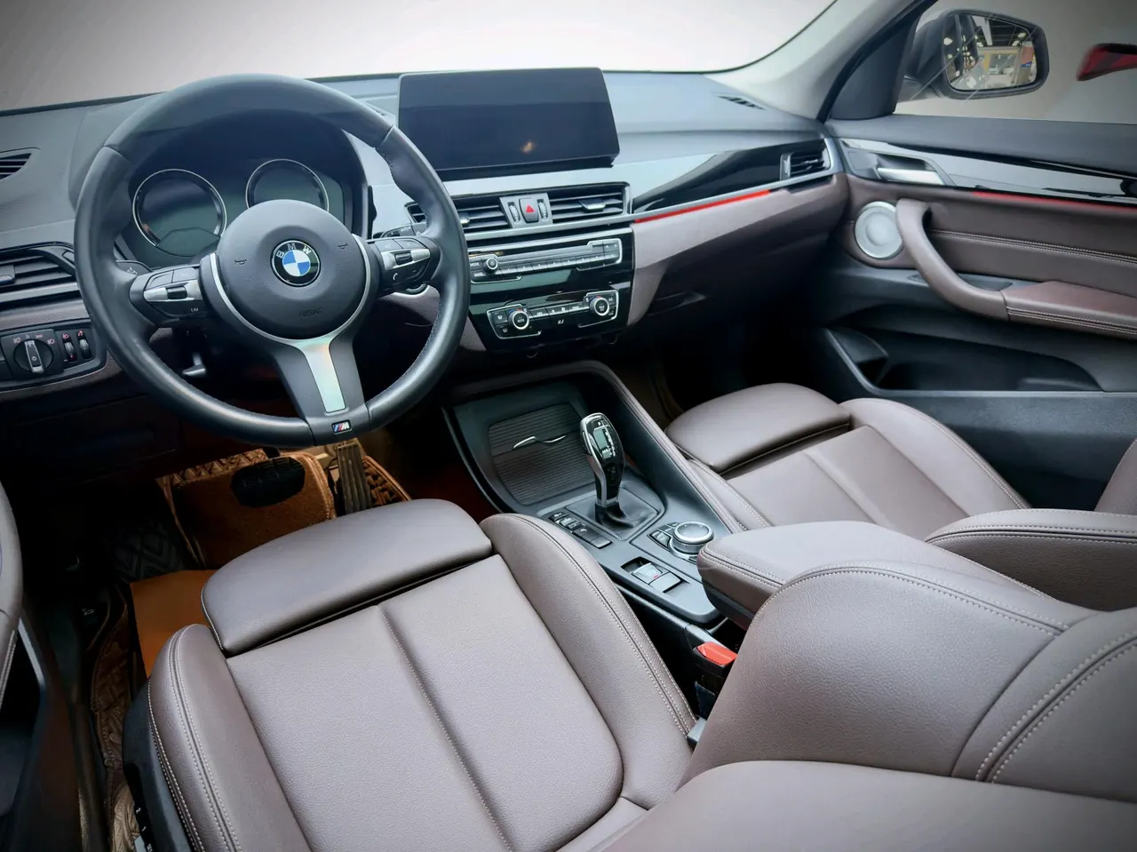 BMW 2022 X1 sDrive25Li 2.0T Leading Automatic Gear 7