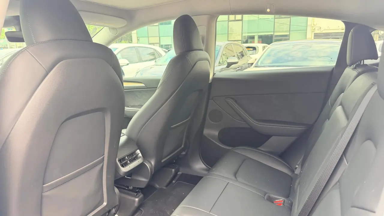 Tesla 2022 Model Y rear-wheel drive version (facelift) automatic gear 6