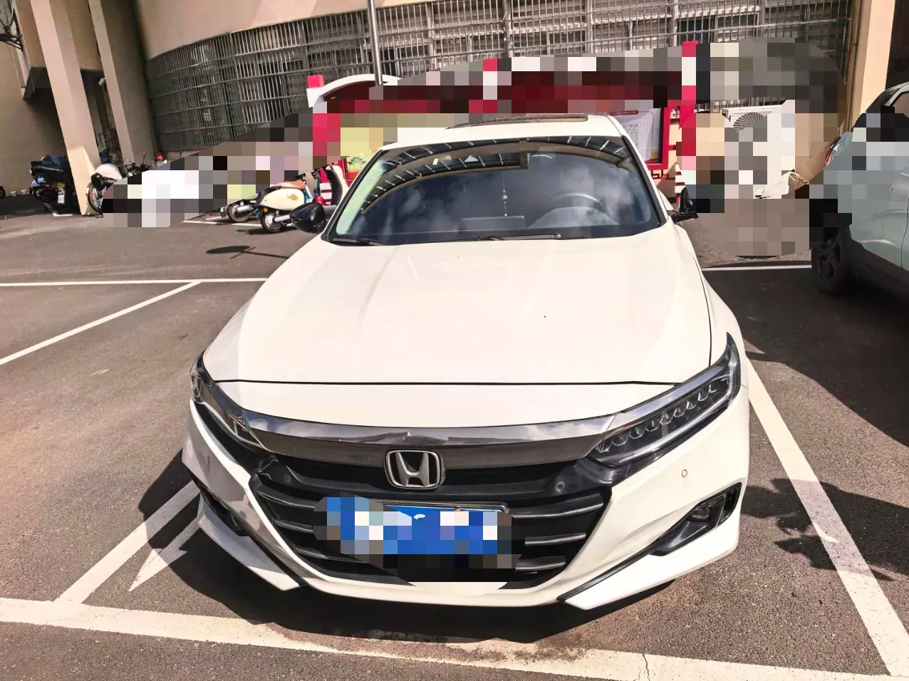 Honda 2022 10th Generation Accord 1.5T Stepless 260TURBO Magic Night Premium Edition Automatic Gear 2