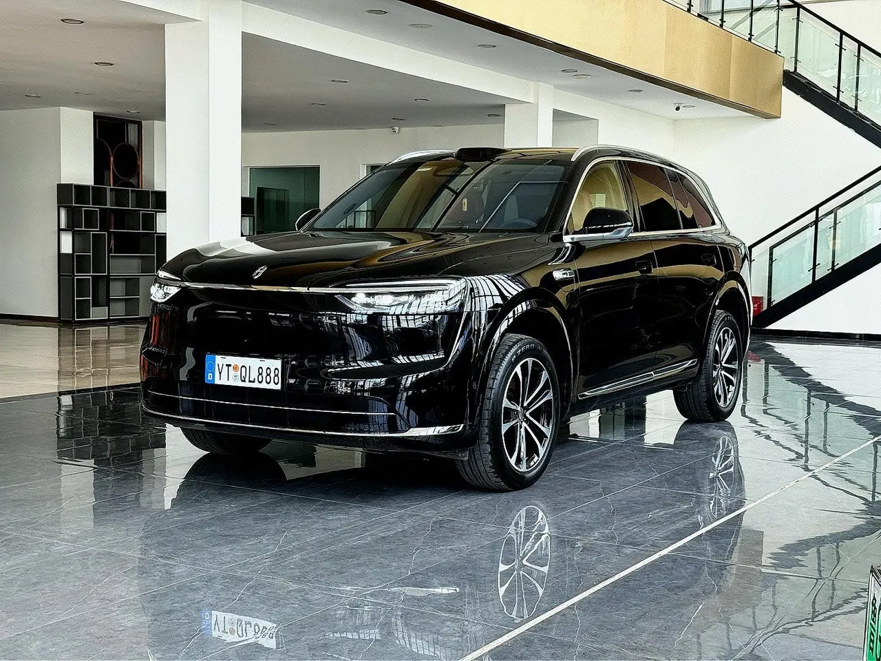 打开图片灯箱:AITO 2026 AITO M7 extended range Max 4-wheel drive version 5 (192-line laser Radar) automatic gear