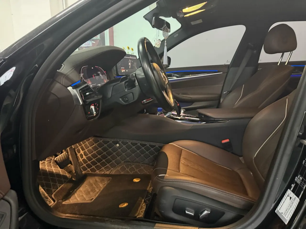BMW 5 Series 2022 525Li 2.0T M Sports Suit (Modified) Automatic Gear 3