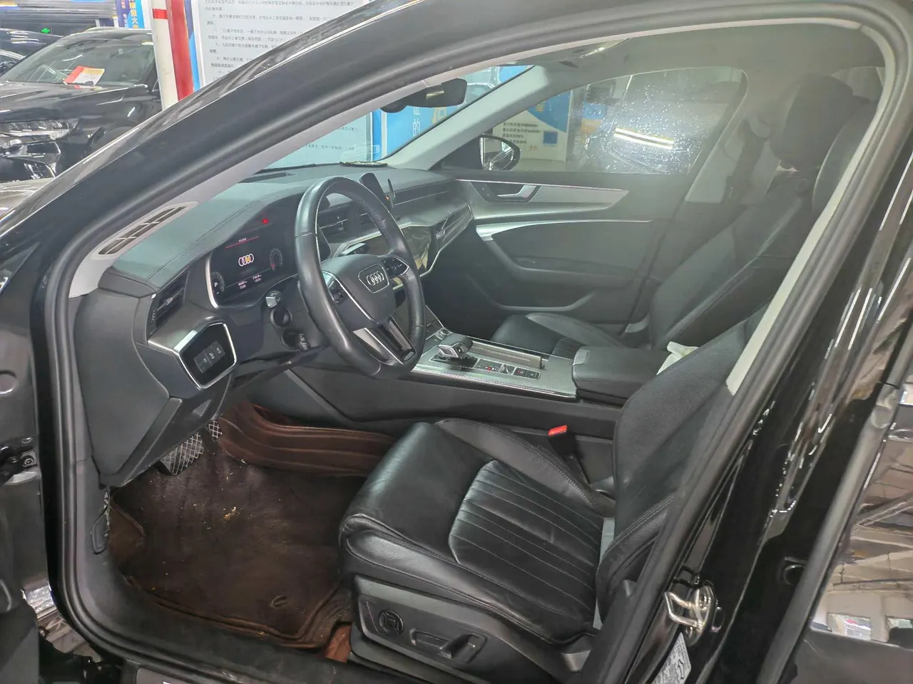Audi 2021 A6L 2.0TFSI 40TFSI Deluxe Dynamic Automatic 5