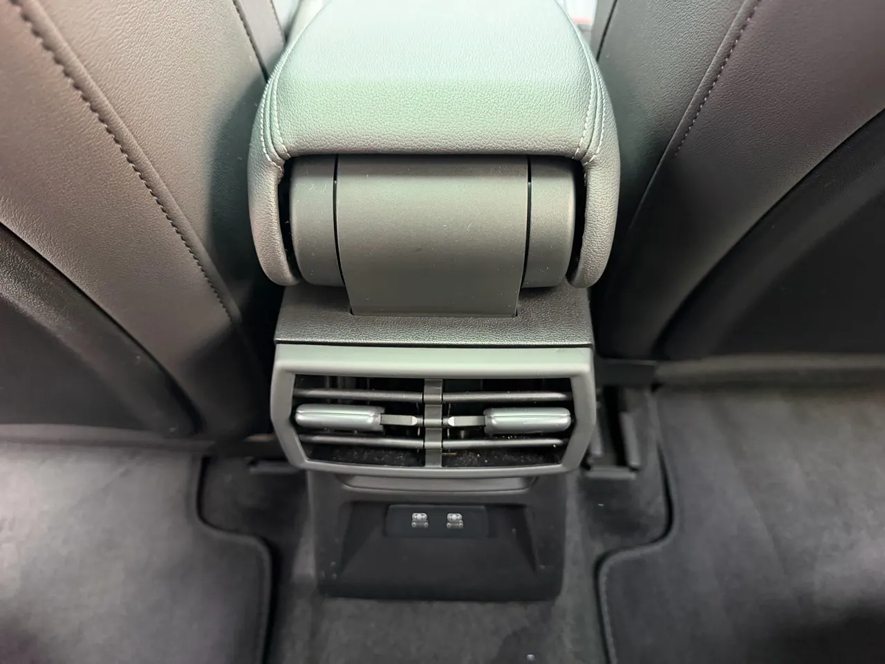 Audi 2021 A3L Limousine 1.4TFSI 35TFSI Fashion Sports Automatic 11