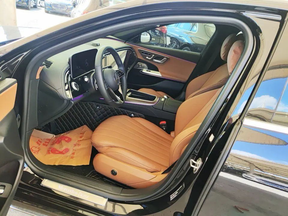 Mercedes Benz E Class 2025 E 300 L 48V 2.0T Luxury Automatic Gear 3