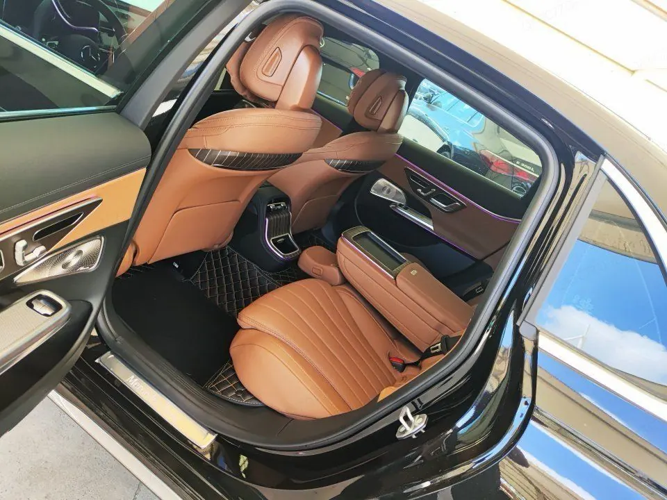 Mercedes Benz E Class 2025 E 300 L 48V 2.0T Luxury Automatic Gear 5