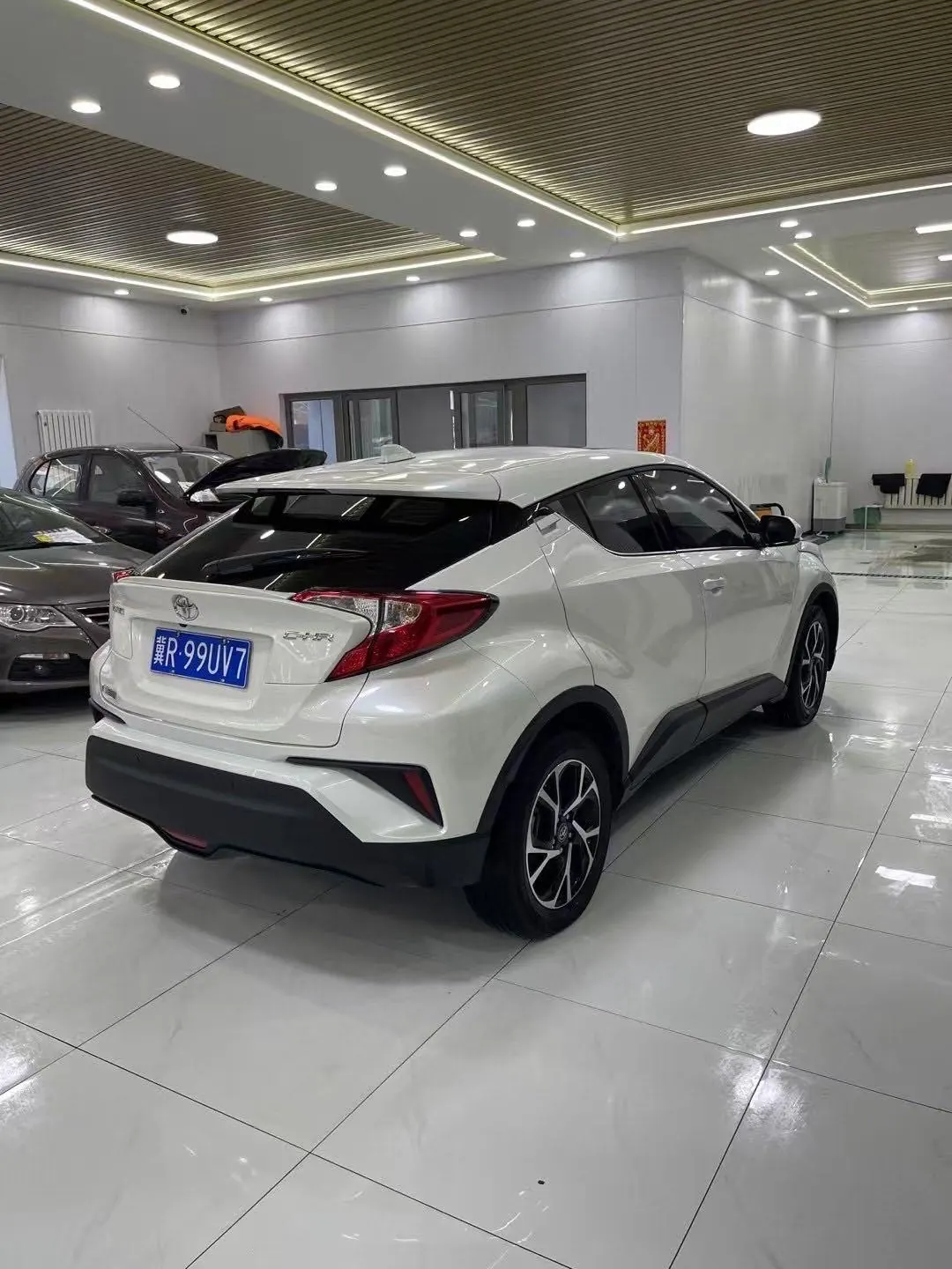 Toyota 2020 C- HR 2.0 Stepless Cool Running Leading Edition Automatic Gear 2