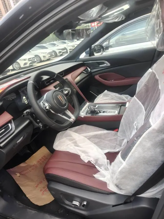 HongQi 2025 H5 1.5T Xuan Ying Edition Automatic Gear 3