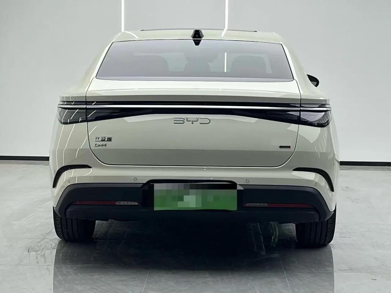 BYD 2026 Seal 07 DM-i 1.5T CVT 230km Flagship Automatic 2