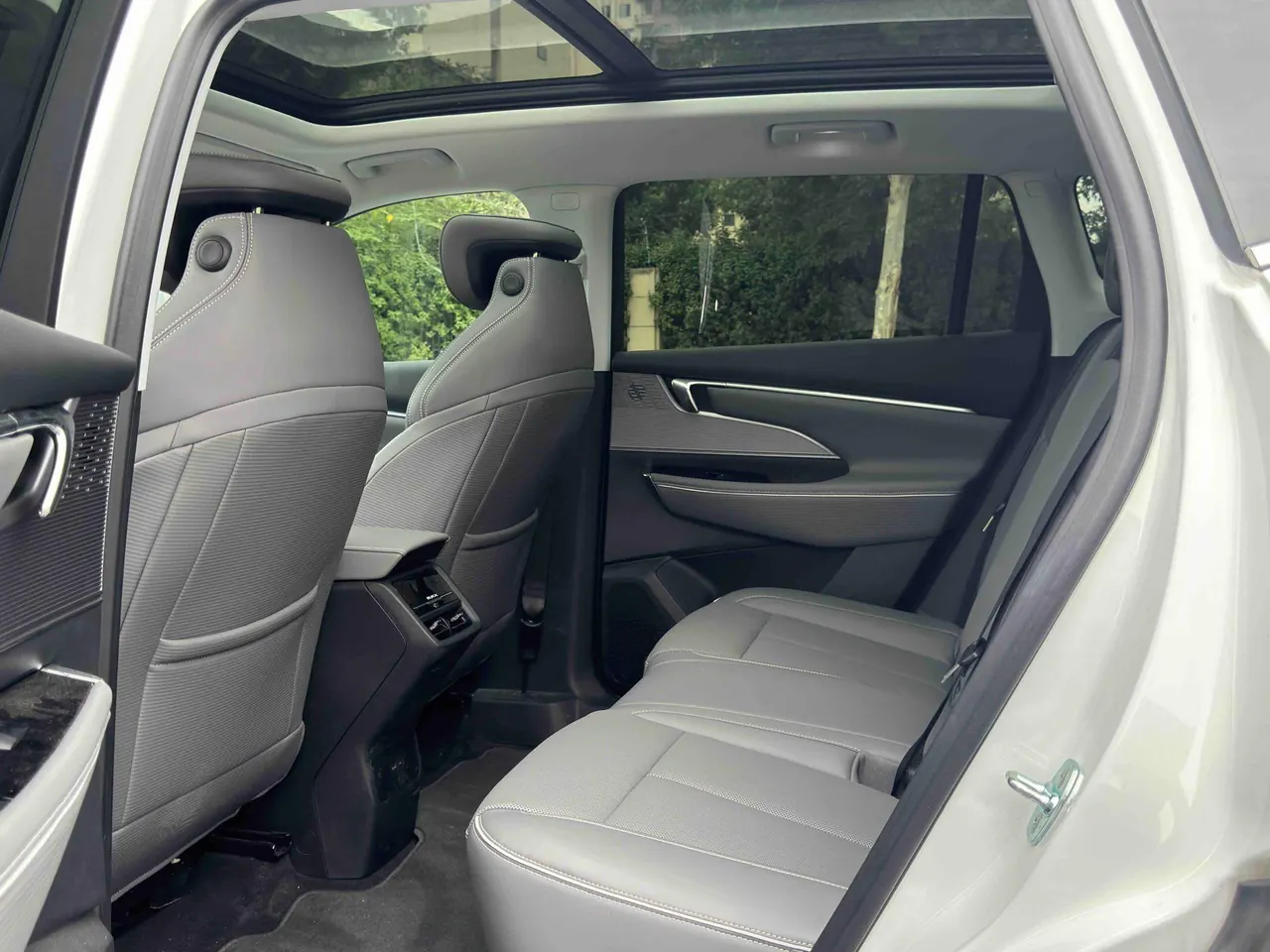 Buick 2025 E 5 620KM Premium Edition Automatic Gear 5