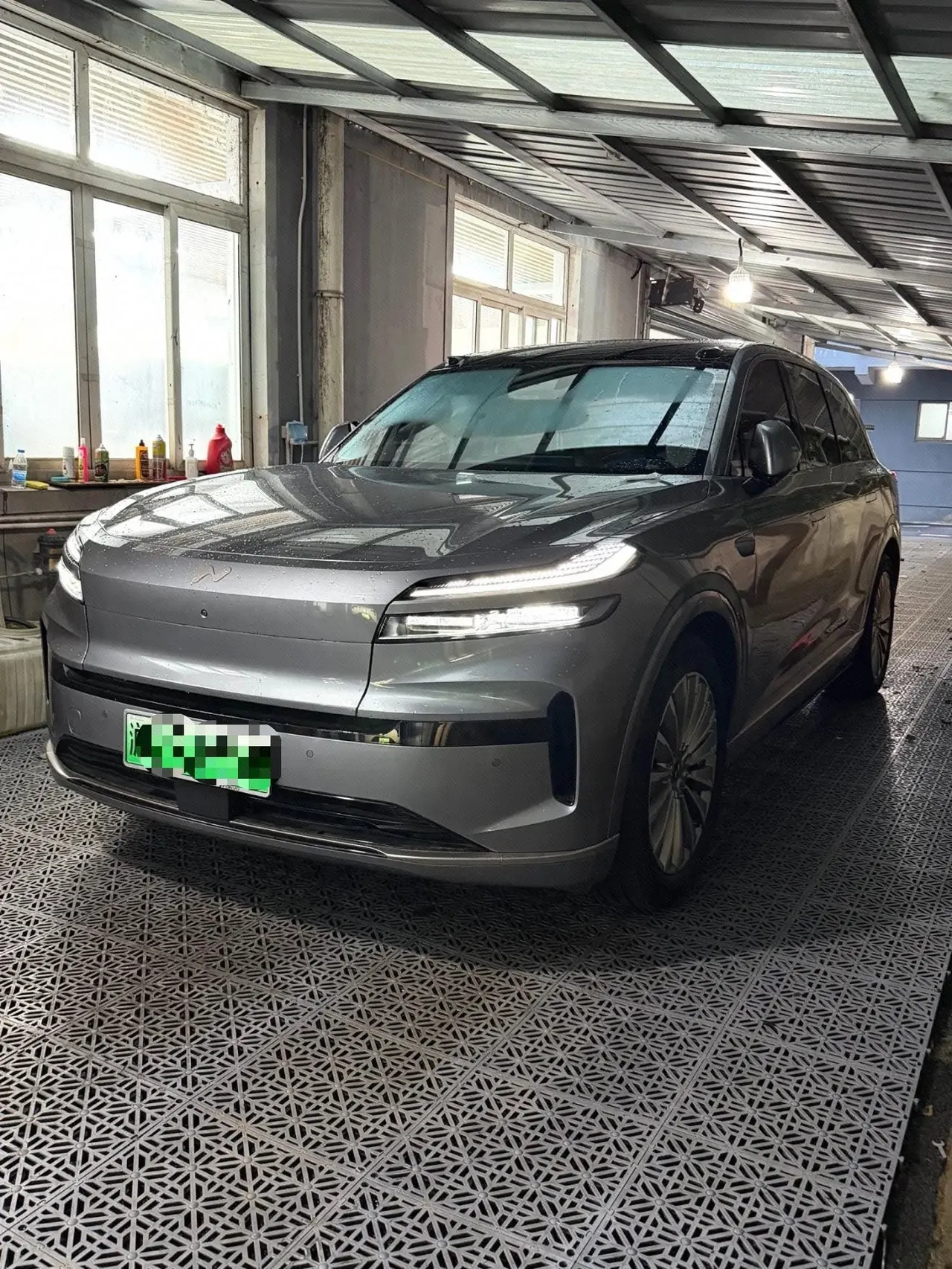 ONVO 2025 L90 Ultra Six‑Seater Automatic - View 1