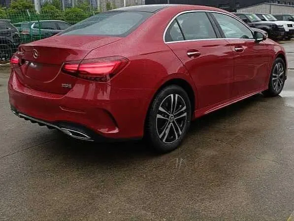 Mercedes Benz Class A 2023 A 200 L 1.3T Dynamic Automatic 19