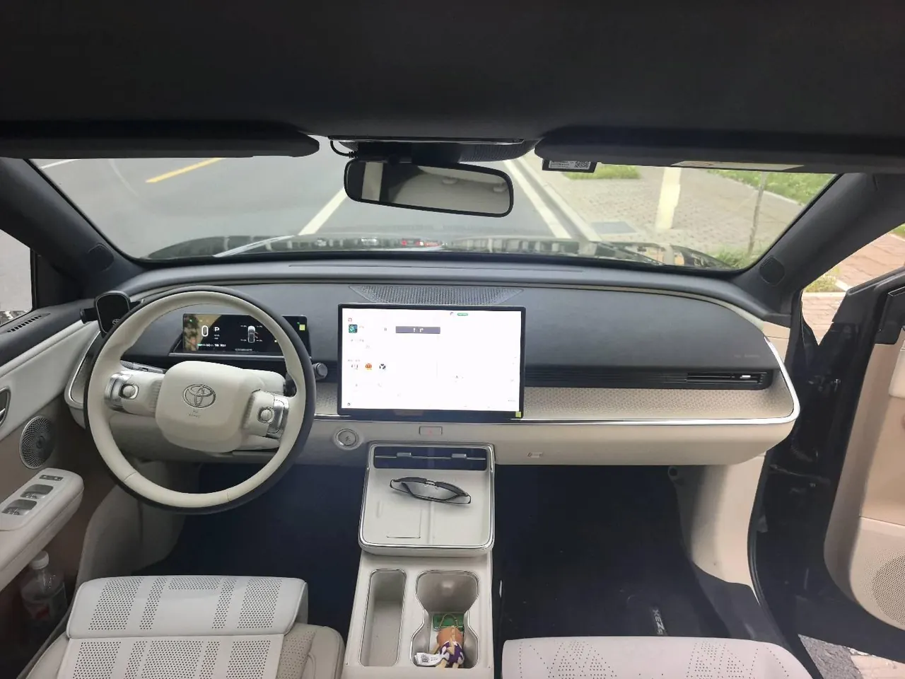 Toyota 2026 BZ3X 520 Pro Automatic 4