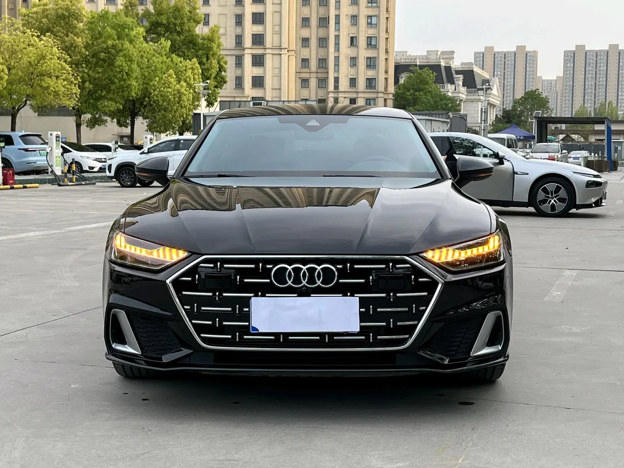 Audi 2024 A7L 2.0TFSI 45TFSI Luxury Automatic 2