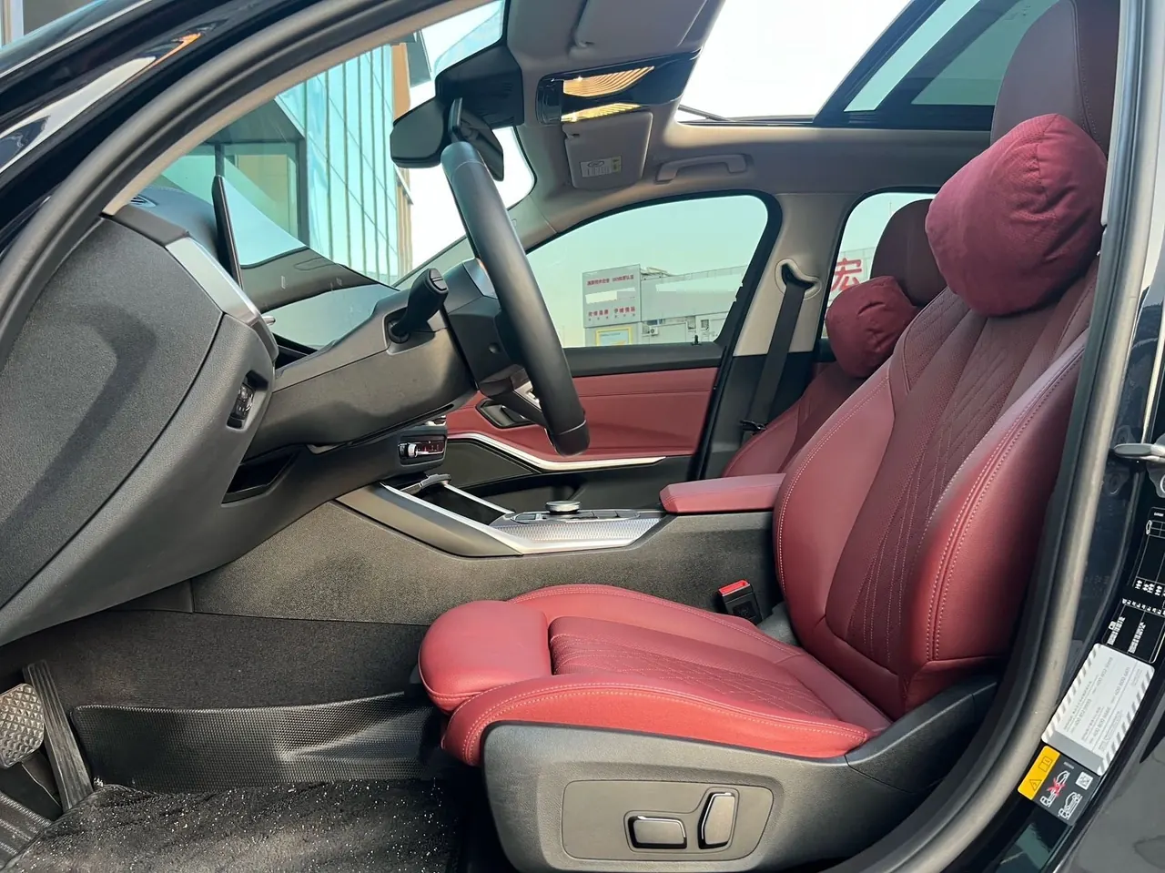BMW 2025 i3 eDrive 40 L obsidian night sports suit automatic gear 6