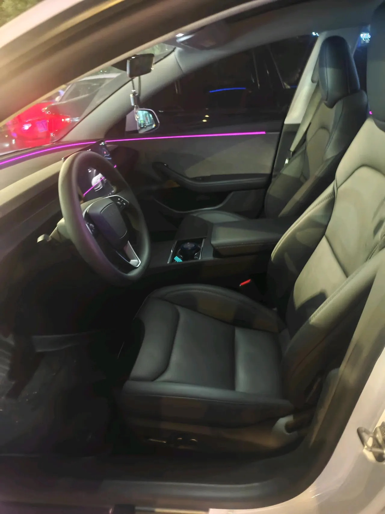 Tesla 2025 Model 3 Rear-Wheel-Drive Edition (facelift) Automatic Transmission 3