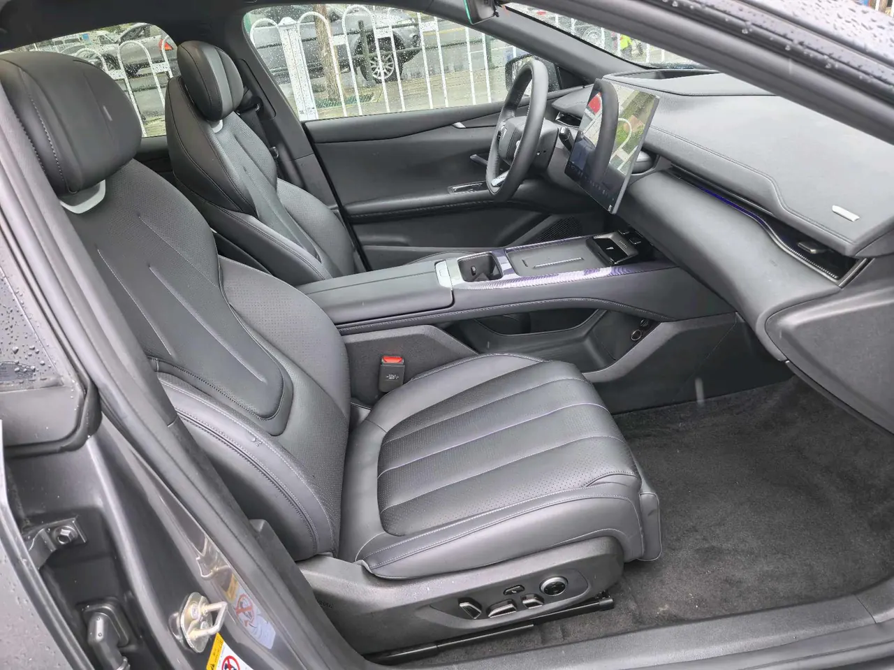 ChangAn Deepal 2026 L 07 240Ultra Huawei Gankun Zhijia ADS SE Edition Automatic Gear 5