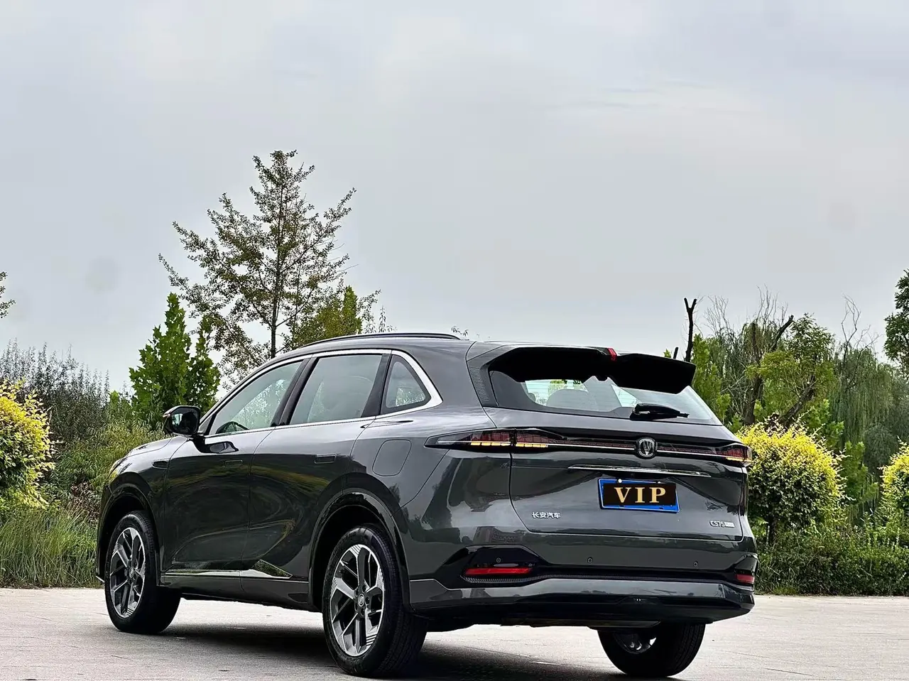 ChangAn 2025 CS75 PLUS 1.5T New Blue Whale Prestige Automatic 9