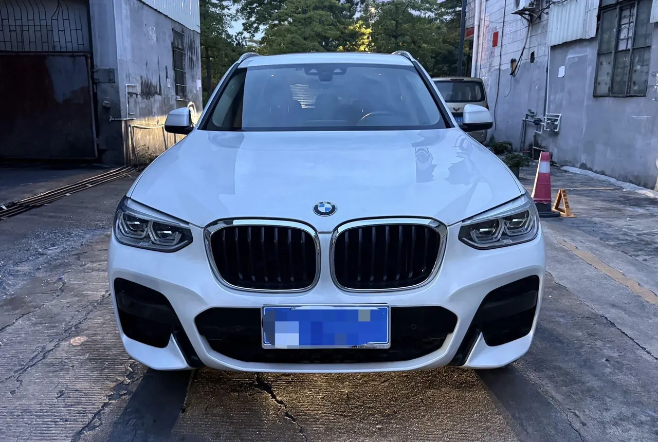 BMW 2020 X3 xDrive25i 2.0T M sports suit automatic gear 2