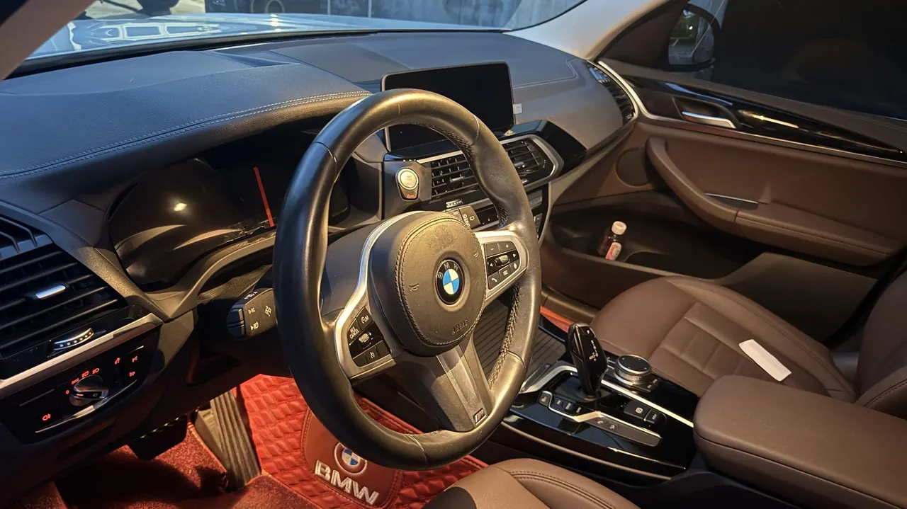 BMW 2020 X3 xDrive25i 2.0T M sports suit automatic gear 4