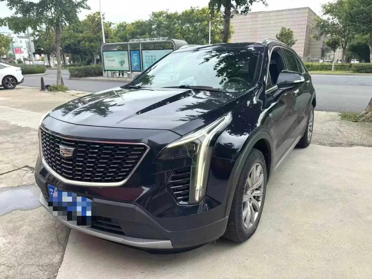Open image lightbox: Cadillac 2021 XT4 2.0T 28T Two-Drive Leading Automatic Gear