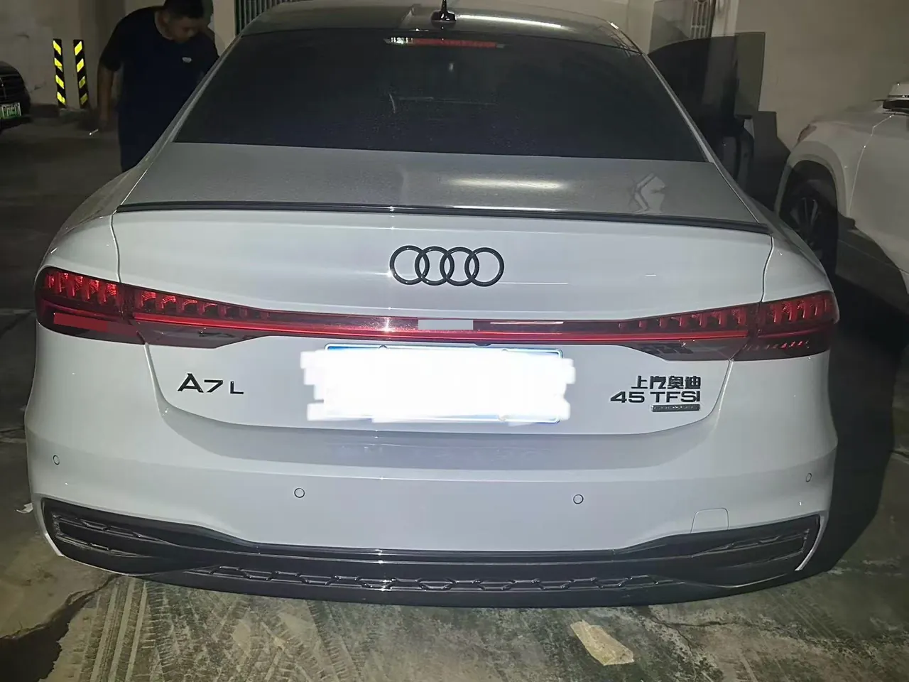 Audi 2024 A7L 2.0TFSI 45TFSI Quattro RS Kit Racing Edition Automatic 7
