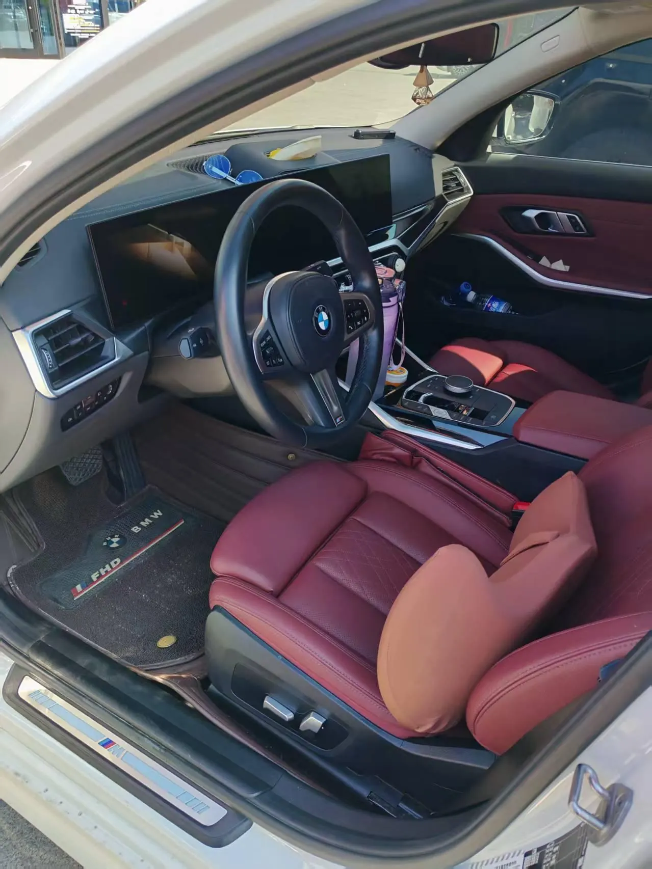 BMW 3 Series 2023 320i 2.0T M Sports Suit Automatic Gear 2
