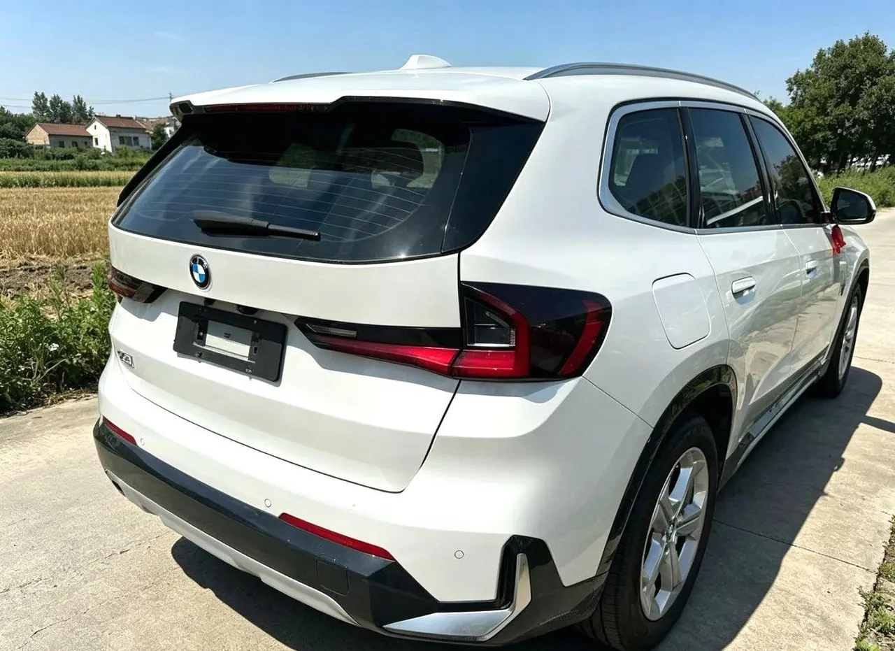 BMW 2026 iX1 eDrive25L eDrive25L X design set automatic gear 4