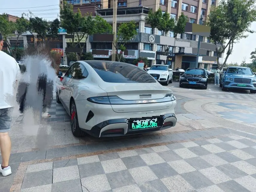 MI 2026 SU7 Pro automatic gear 4
