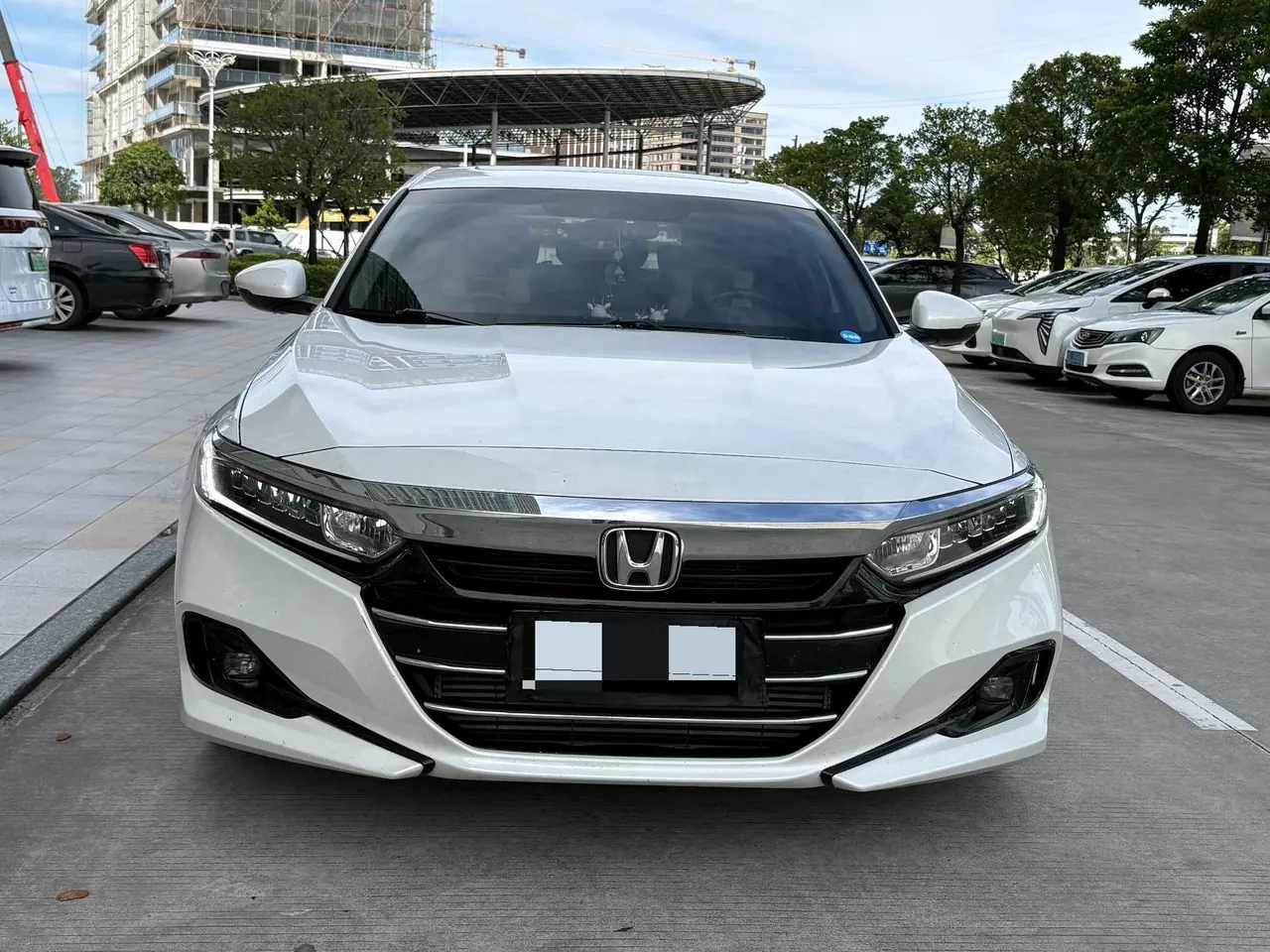 Honda 2022 10th Generation Accord 1.5T Stepless 260TURBO Deluxe Automatic Gear 2