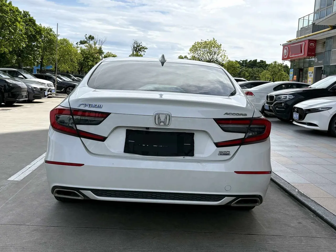 Honda 2022 10th Generation Accord 1.5T Stepless 260TURBO Deluxe Automatic Gear 7