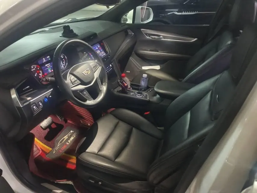 Cadillac 2021 XT5 48V 2.0T 4-wheel drive fashion automatic gear 4