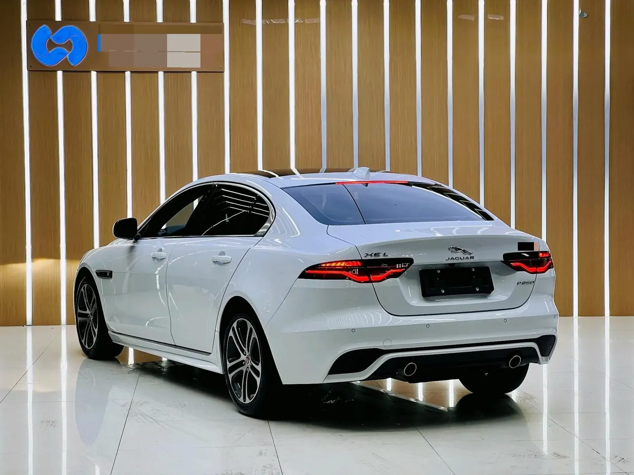 Jaguar 2024 XEL 2.0T 250PS R-DYNAMIC S Enterprising Sports Edition Automatic Gear 2