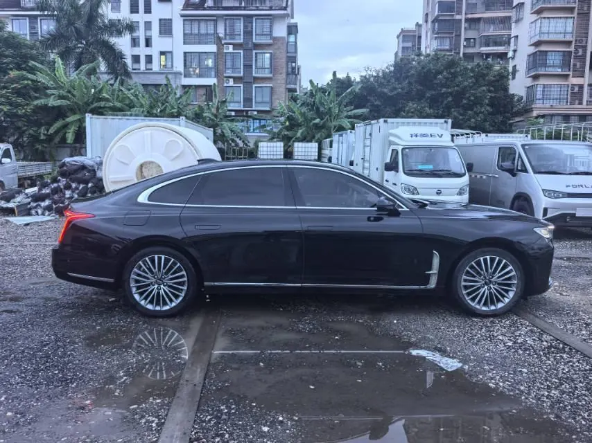 HongQi 2020 H9 48V 2.0T Zhilian Flag Edition Automatic Gear 4