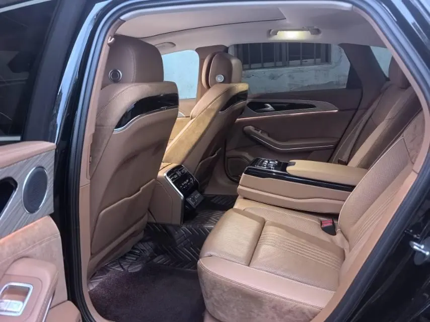 HongQi 2020 H9 48V 2.0T Zhilian Flag Edition Automatic Gear 6