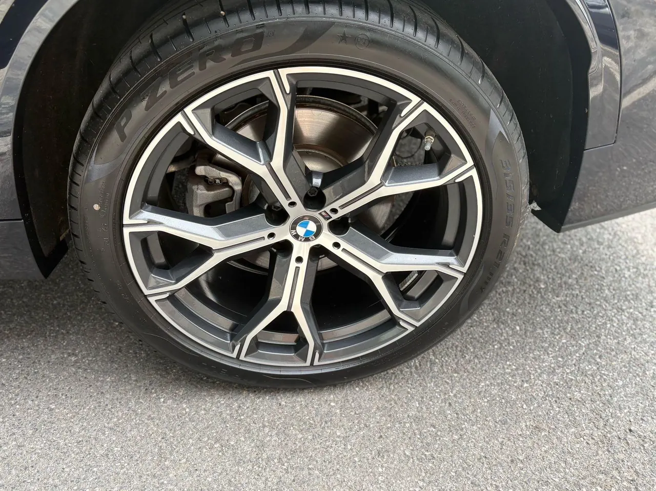 BMW 2023 X5 xDrive30Li 48V 2.0T exclusive m sports obsidian night suit automatic gear 14