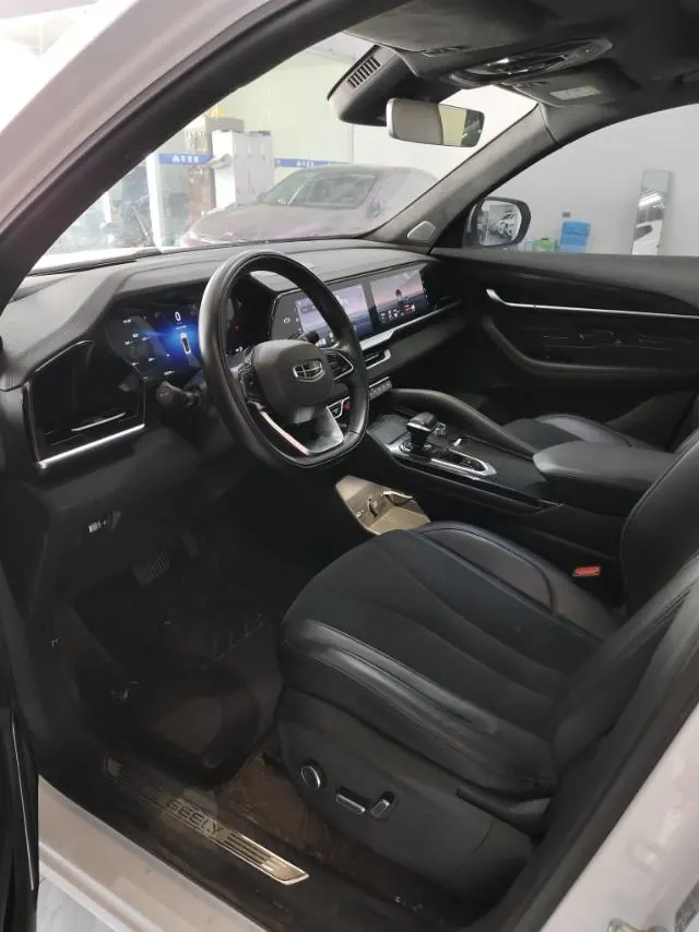 Geely 2024 XingyueL (Monjaro) 2.0TD High Power Two-Drive Enovate Edition Automatic Transmission 9
