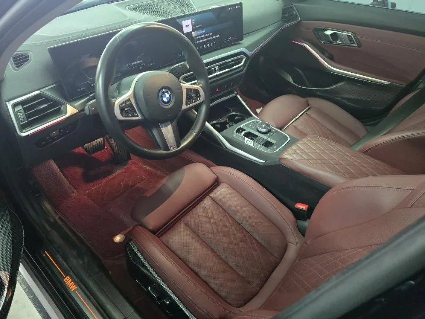 BMW 2024 i3 eDrive 35 L automatic gear 2