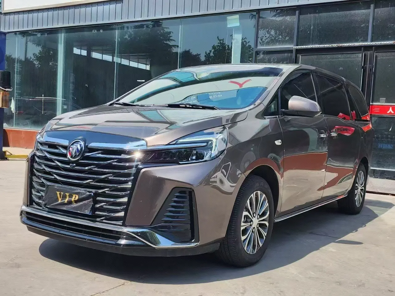 Open image lightbox: Buick 2023 GL8 Land Business Class 48V 2.0T 652T Smart Automatic Gear