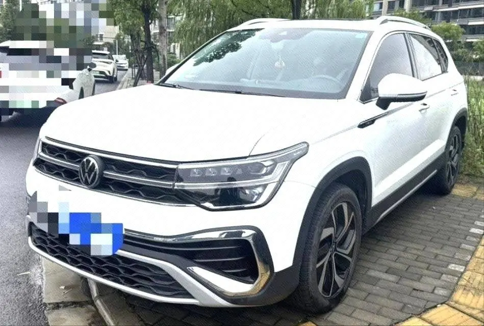 Open image lightbox: Volkswagen 2023 Tuyue 1.5TSI 300TSI Two-Drive Kyauk Moon Edition Automatic Gear