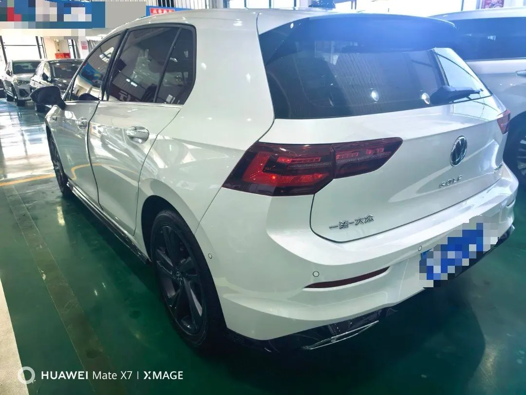 Volkswagen 2023 Golf 8 R-Line 1.4TSI 280TSI Lite Automatic 6