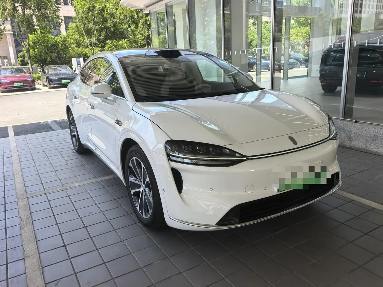 Intellectual 2024 R 7 802km Max Automatic Gear 3