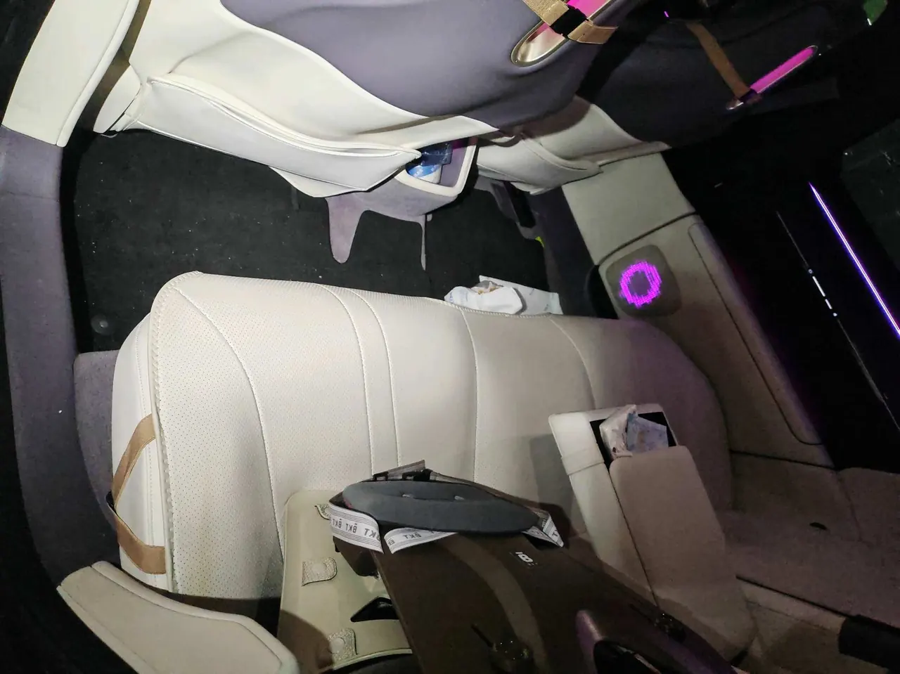 Avatr 2023 Avatr 12 700 3 Laser Rear Drive Luxury Edition Automatic Gear 5