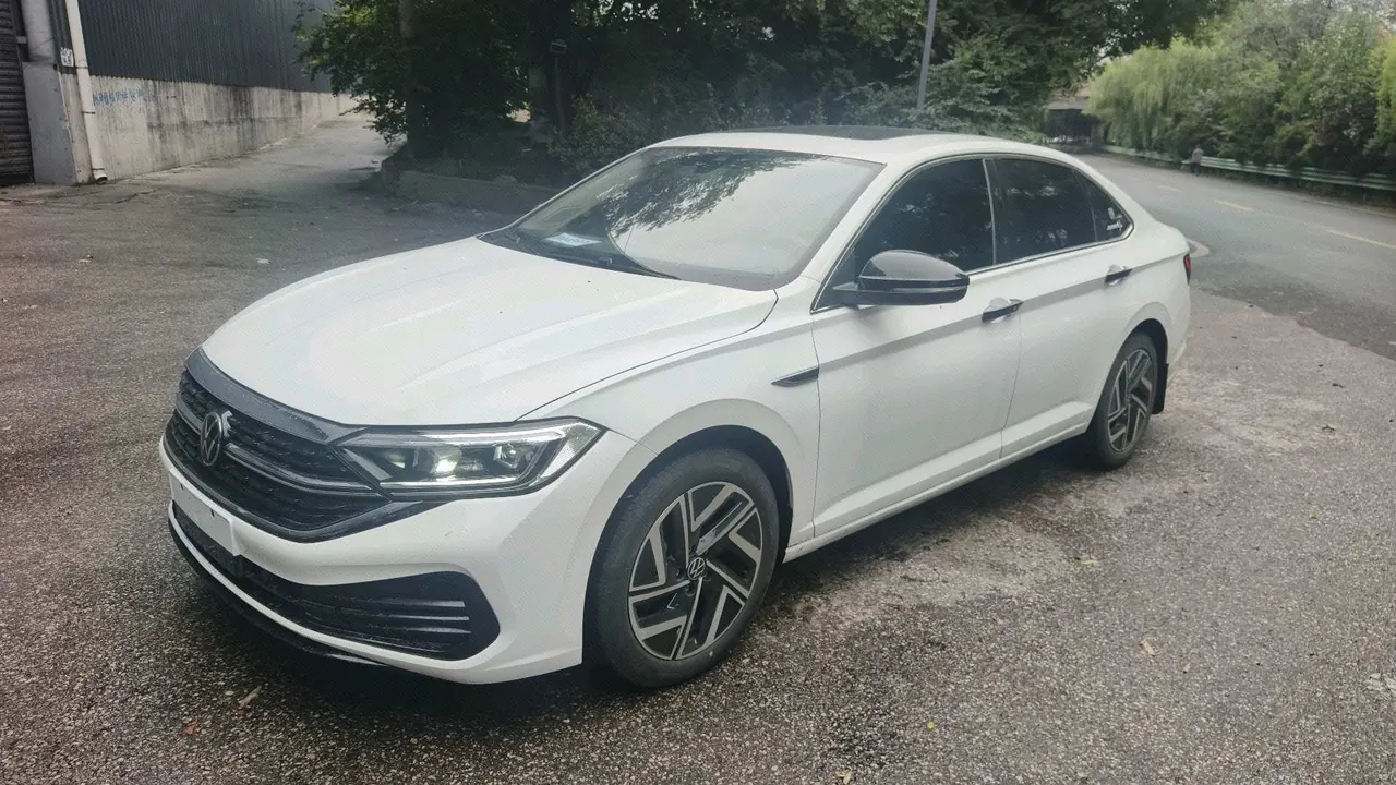 Open image lightbox: Volkswagen 2023 Sagitar 1.5TSI 300TSI Exceed Edition Automatic