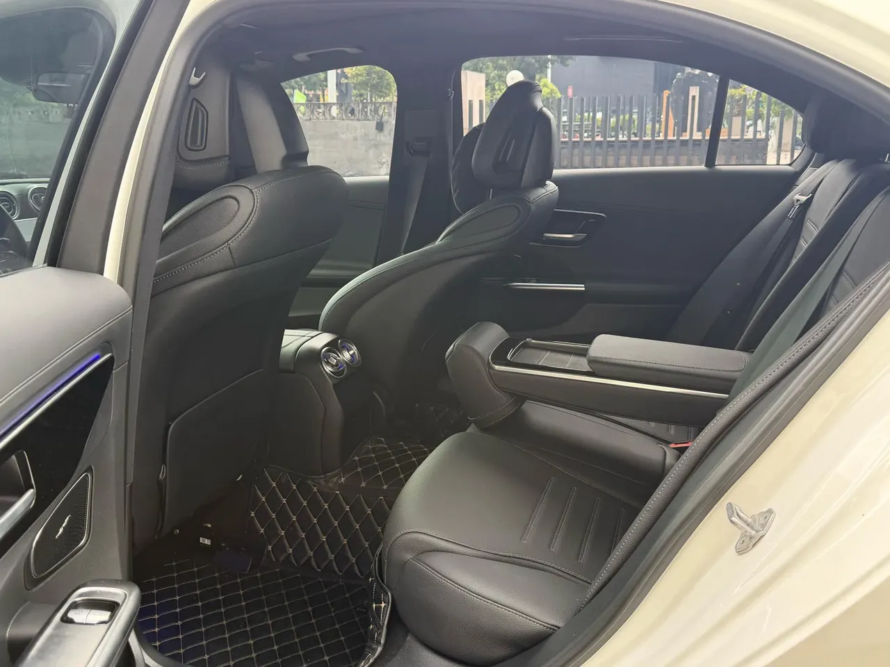 Mercedes Benz Class C 2023 C 260 L 48V 1.5T Sports Edition Automatic Gear 8