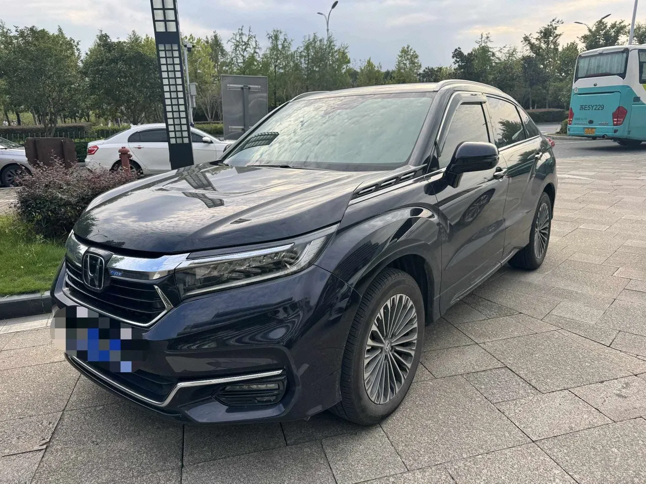 Honda 2023 Crown Road 2.0T 370TURBO Four-wheel Drive Premium Edition Automatic Gear - View 1
