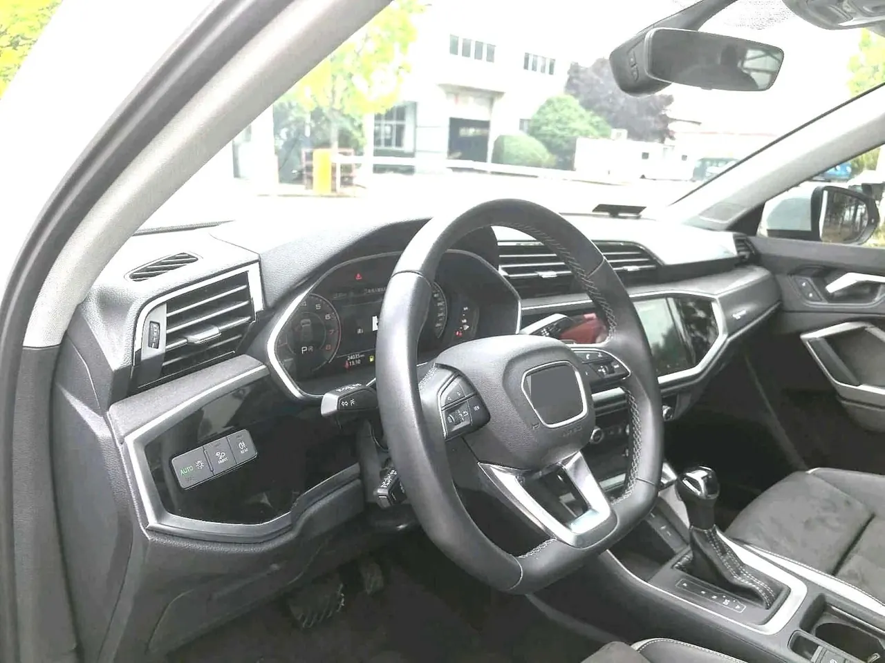 Audi 2022 Q3 1.4TFSI 35TFSI Fashion Dynamic Automatic 5